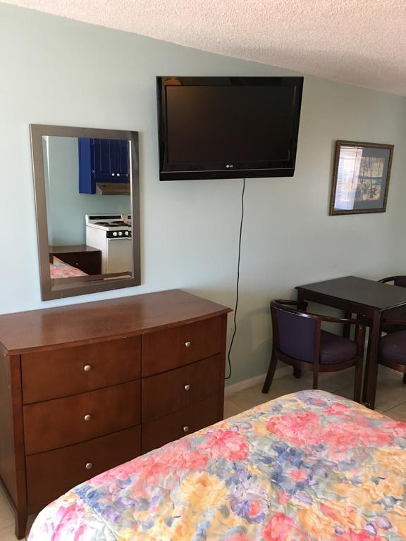 Calypso Motor Inn Миртъл Бийч Екстериор снимка