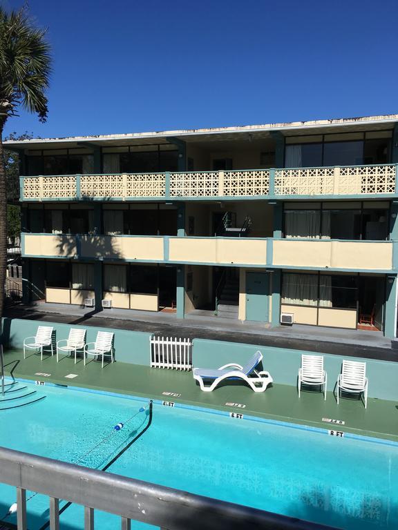 Calypso Motor Inn Миртъл Бийч Екстериор снимка