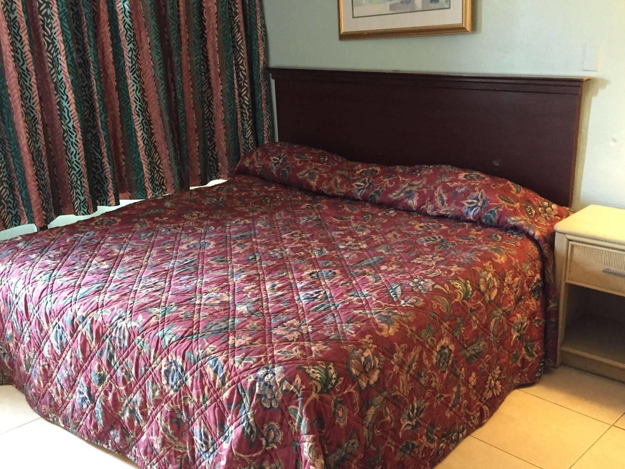Calypso Motor Inn Миртъл Бийч Екстериор снимка